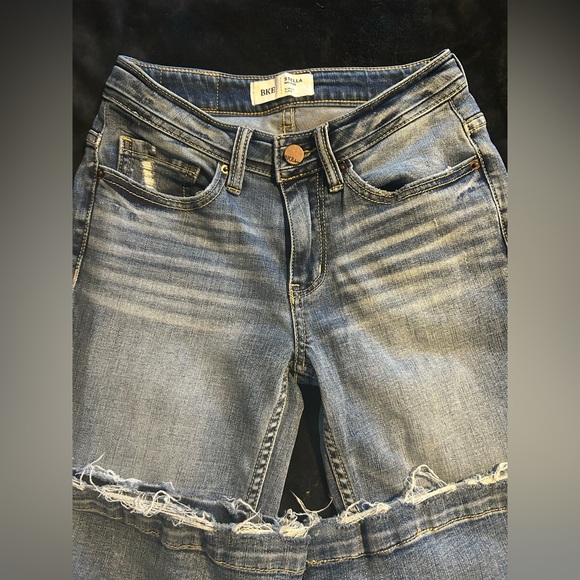 Stella slim fit flare jean from the Buckle - Picture 2 of 5